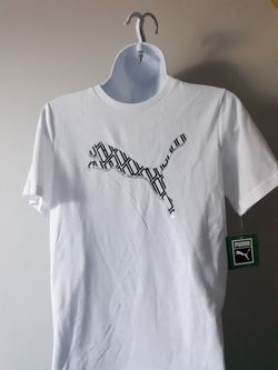 Shirt for kids included a set of socks size 10/12 and 8