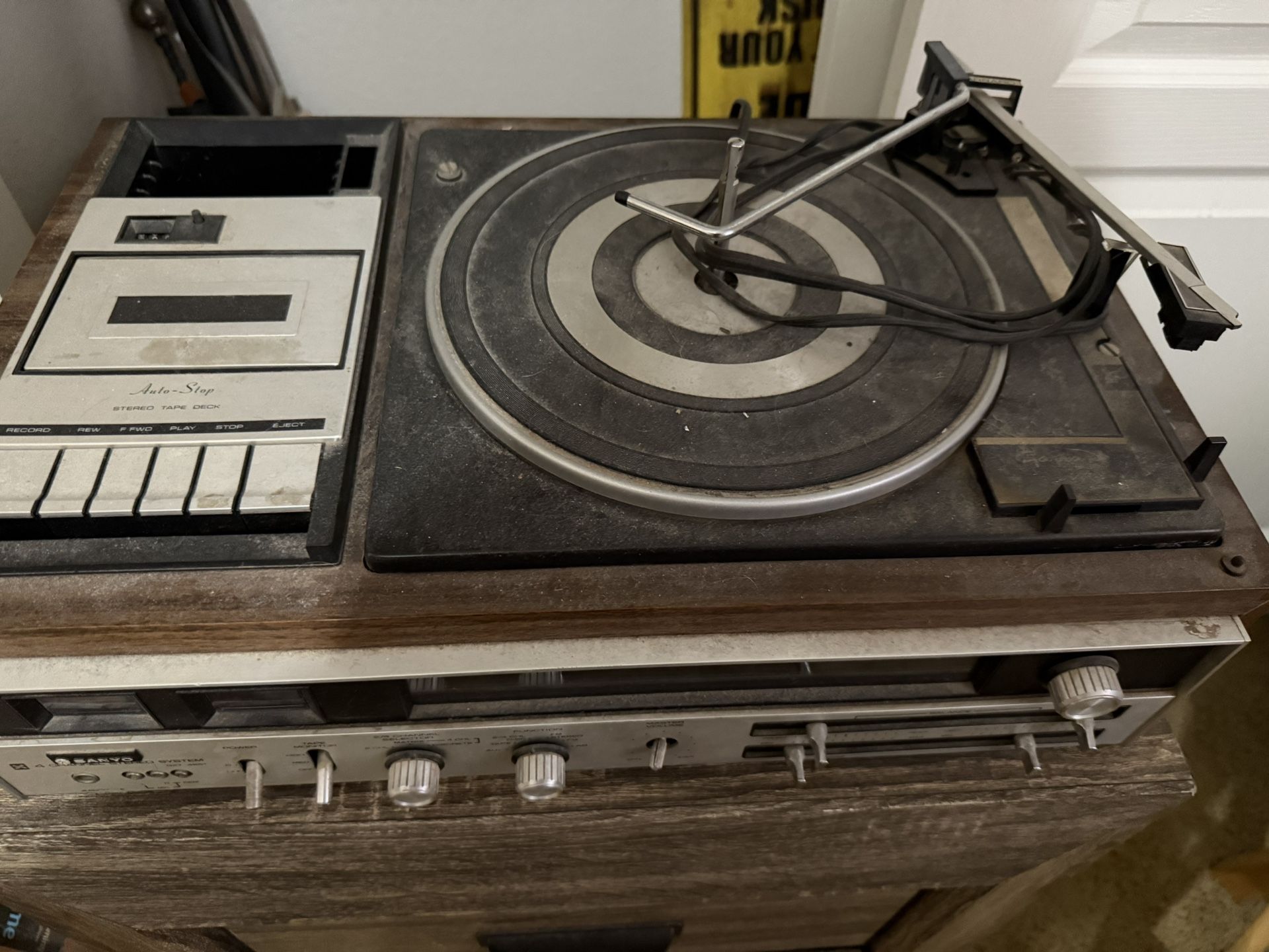 Vintage Sanyo 4 Channel Stereo Receiver