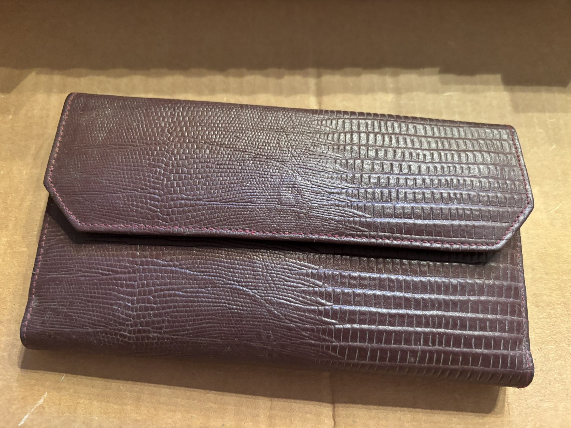 Leather Tri Fold Burgundy Wallet