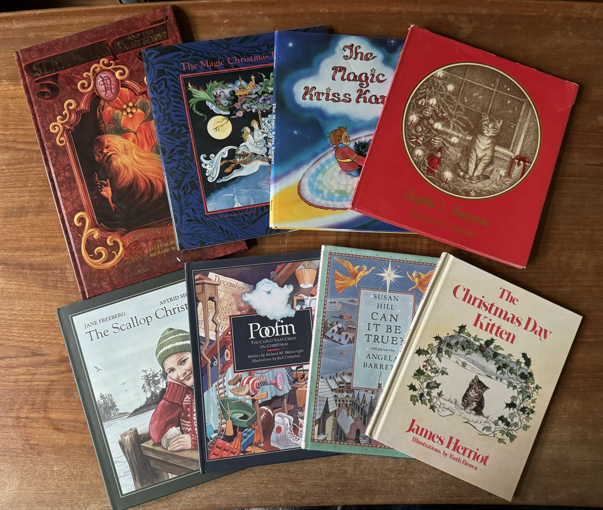 Lot of 13 Christmas Children’s Books in Excellent Condition