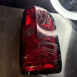 15-22 Chevy Colorado / Cayon Right Side Passenger Taillight OEM Style