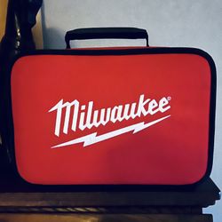 New Milwaukee Palm Nailer Kit