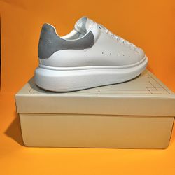 McQueen - Size 10 In Men’s 