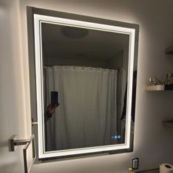 32 X 24 Led Bathroom Mirror With Defogger