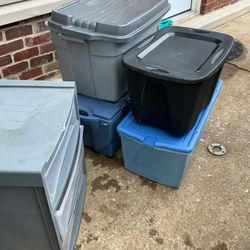 Four Long, Big Storage Bins And A Bin With 3 Draws All For ($40)
