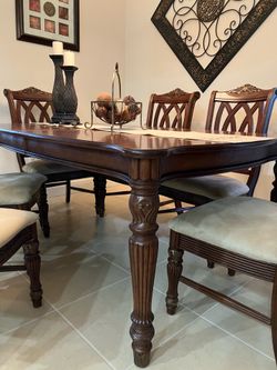 Dining room set