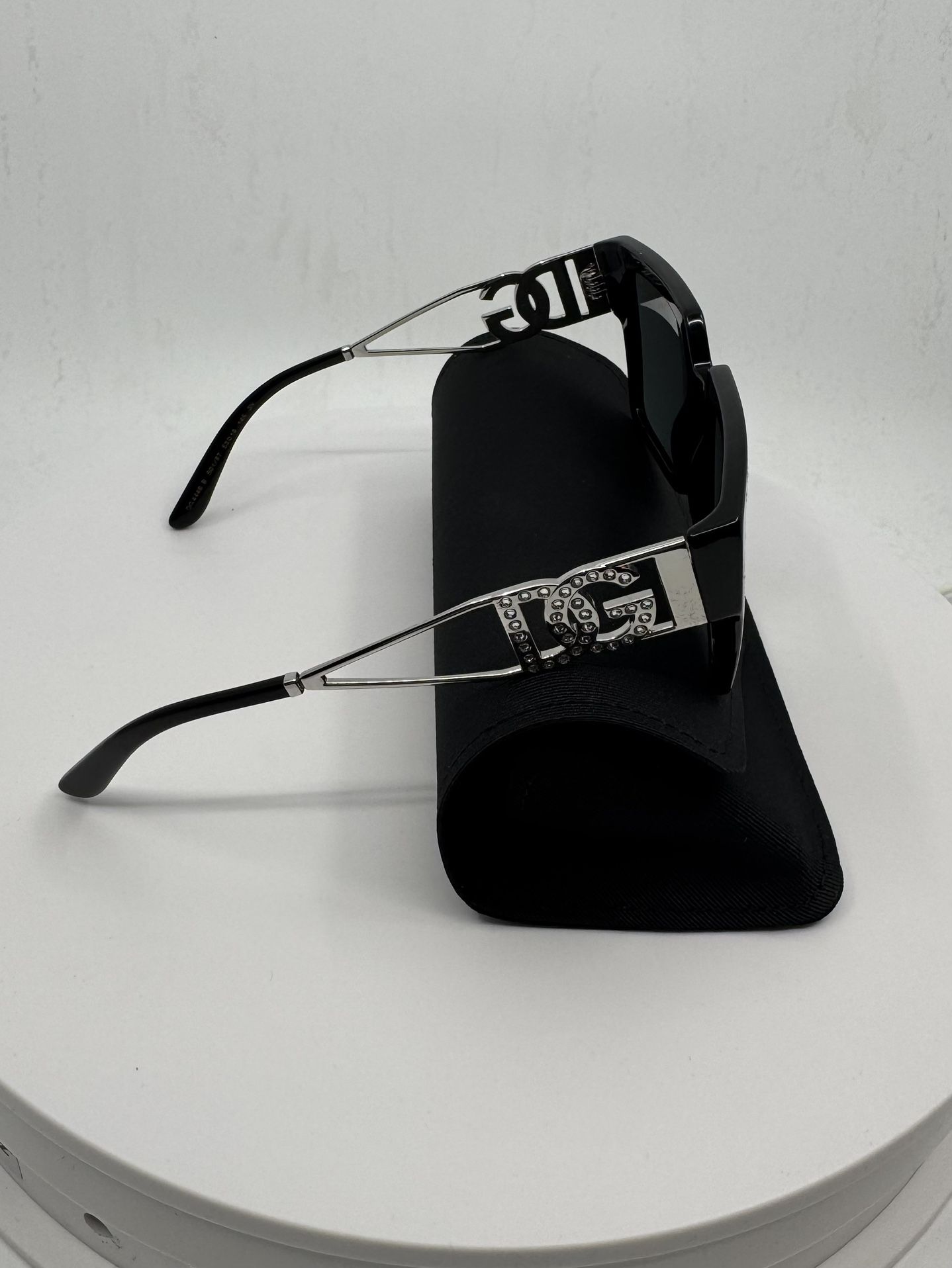 Dolce & Gabbana Black Diva Square Oversized Frame Sunglasses Luxury, Brand New! Dolce&Gabbana DG4438 M (55 - 17) with Grey lenses and Black  main image 3