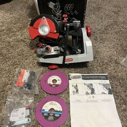 Oregon Hydraulic Assist Bench Grinder