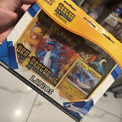 Dragón majesty Latios pin box