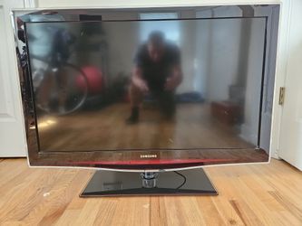 Samsung 40 inch LCD TV.