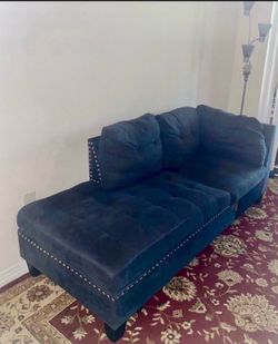 Chaise sofa couch piece🛋️