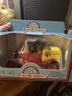 Ertl Replica 1918 Ford Model "T" Runabout Die-Cast Bank AGWAY