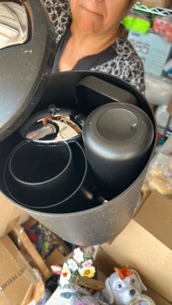 Bathroom trash can