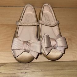 Size 10 Gold Girl Shoes 