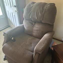 Golden Technologies Lift Recliner Chair