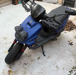150cc Scooter