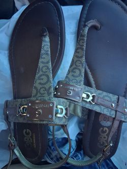 Guessa sandals Size 10 Womens