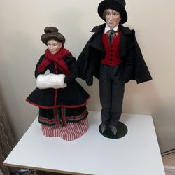 Dept 56 Dickens  Mama and Papa  Smythe  Skater Handpainted Porcelain Doll Christmas Decorations Vintage