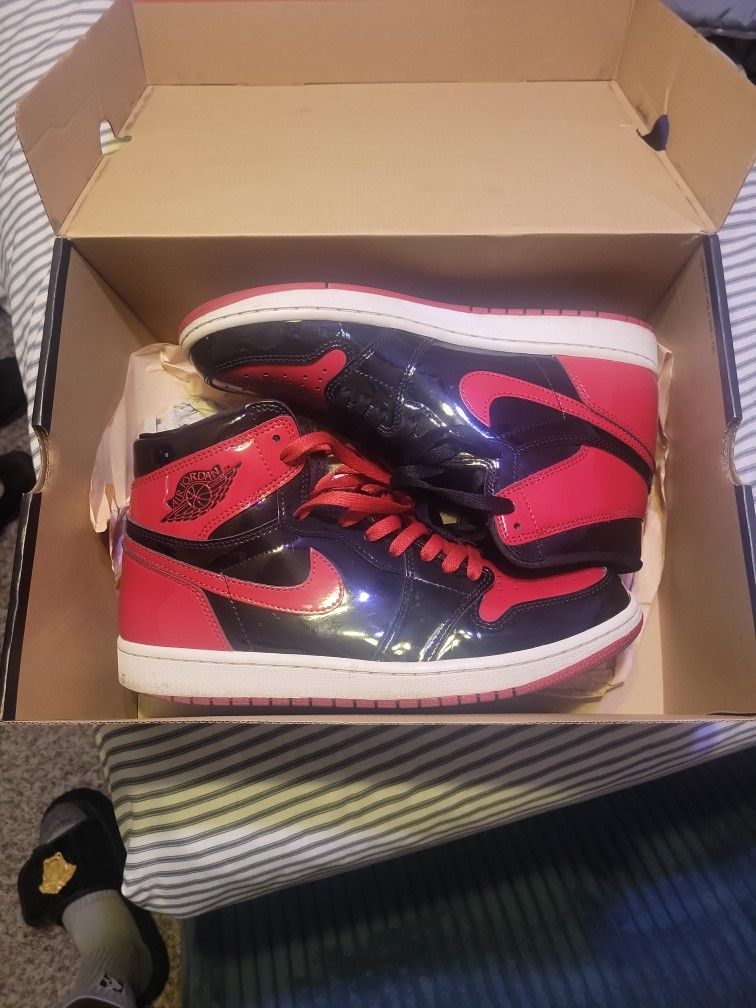 Mikes
