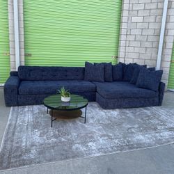 *Free Delivery* Macys Sectional Couch Sofa 