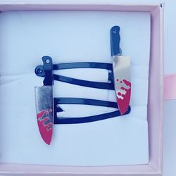 Bleeding Knife Magnetic Hair Clips