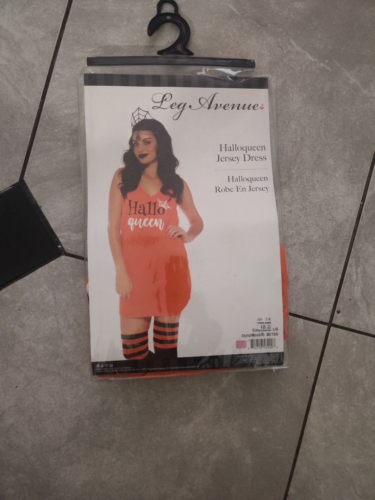 Halloqueen Costume