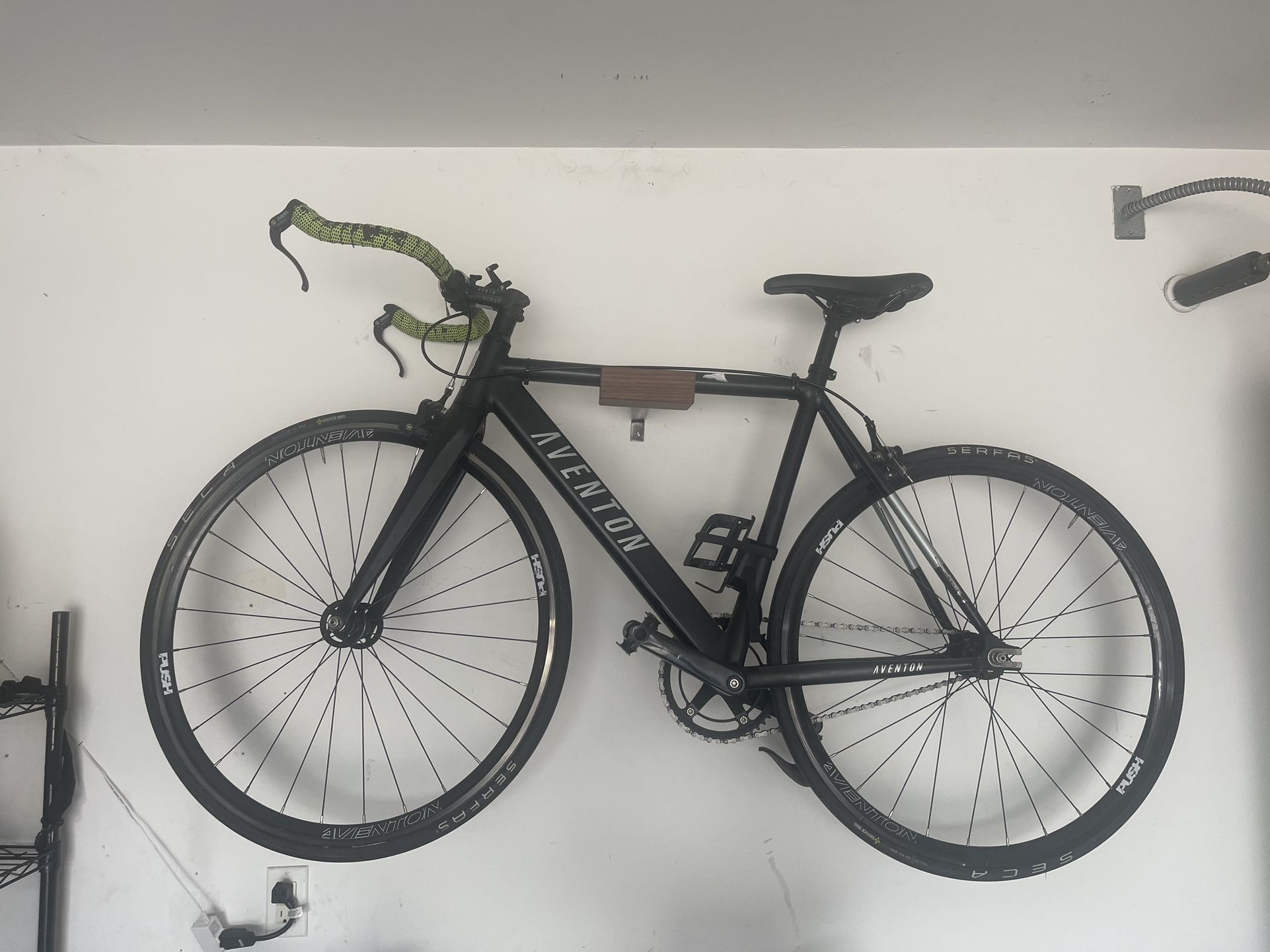 Aventon- Cordoba Fixed Gear Bike - Cool Smoke / 52cm Fixie 