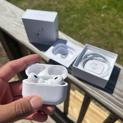 Airpod Pros (2nd Generation)