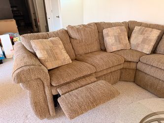 Beautiful La-Z-Boy sectional sofa