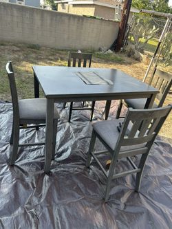 Grey Table With Chairs