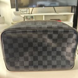 Louis Vuitton Toilety Pouch 