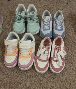 Girls shoes