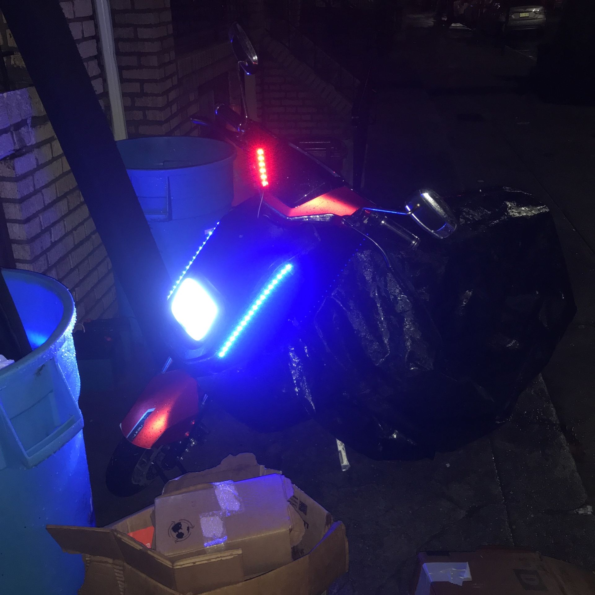 I7 Electric Moped (Mint!)600$(alarm Keyless Star!)