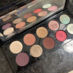 pat mcgrath lab mothership V- $10pick up asap