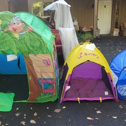 Play Tents Kid Chairs Bikes Easel Sled basket Curtains Hess Trucks Cage Skate boards,  baby pool