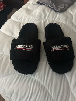 balenciaga fury black slides