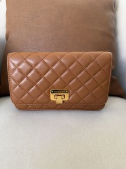 Charles & Keith Small wallet crossbody