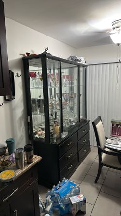 2 piece china cabinet