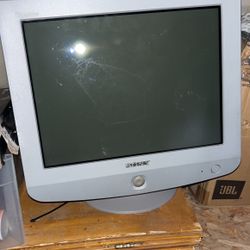 Sony CRT Monitor . Work Excellent 