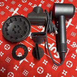 Dyson supersonic hair dryer