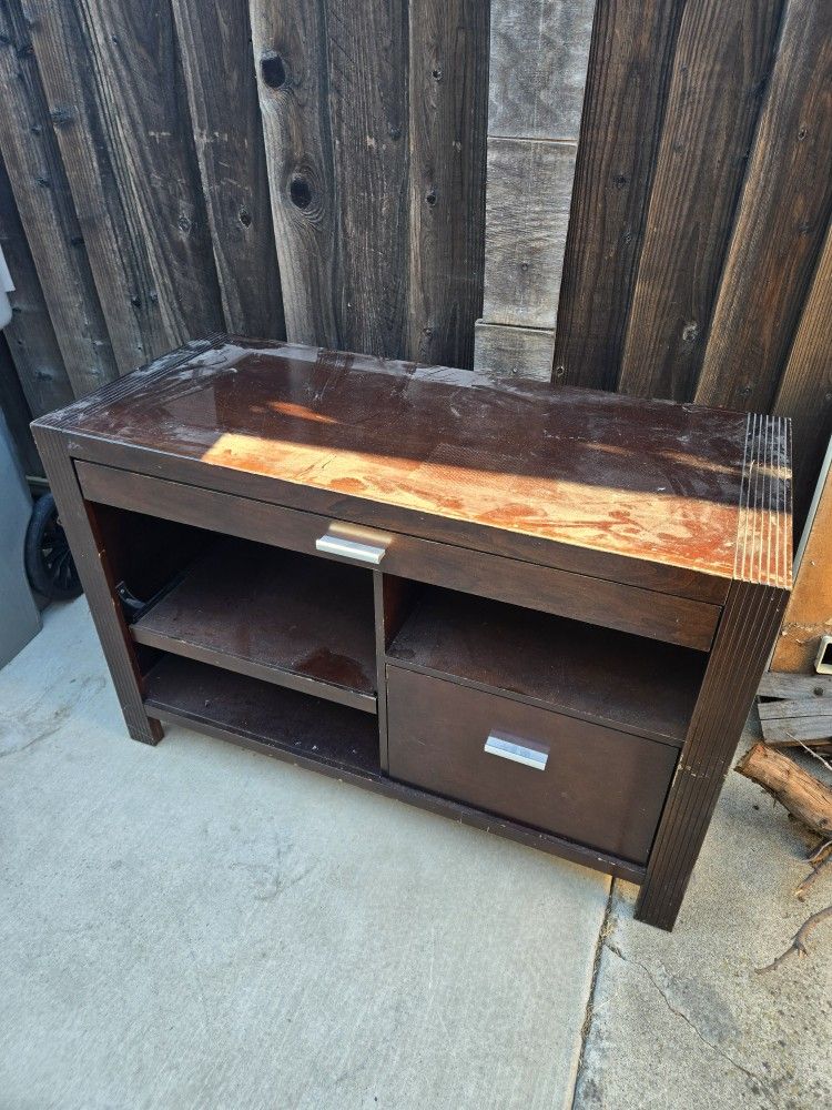 Tv stand or computer desk 
