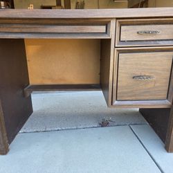 Free Student Desk