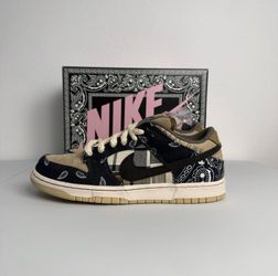 Nike SB Dunk Low Travis Scott Size 10