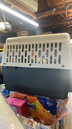 Dog Crate / Kennel