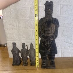 Terracotta Warrior Statue Set – Chinese Qin Soldier Figures (4 Pieces)