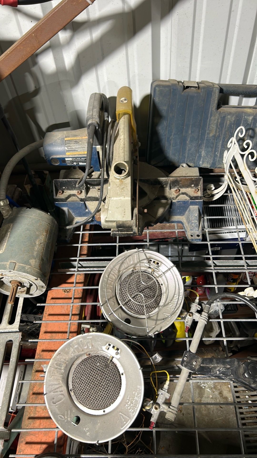 Saw and heater