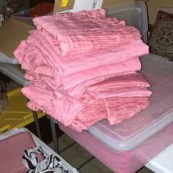 20 Dusty Pink Table Runners 
