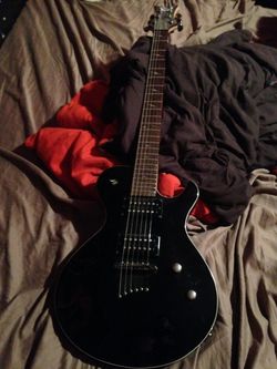 Guitar Dean deceiver