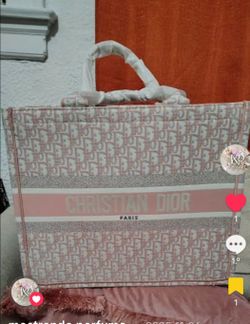 Lovely gorgeous bag