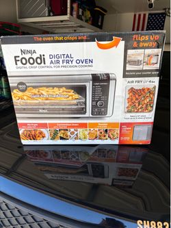 Ninja Foodie Digital Air Fryer - *NEW*